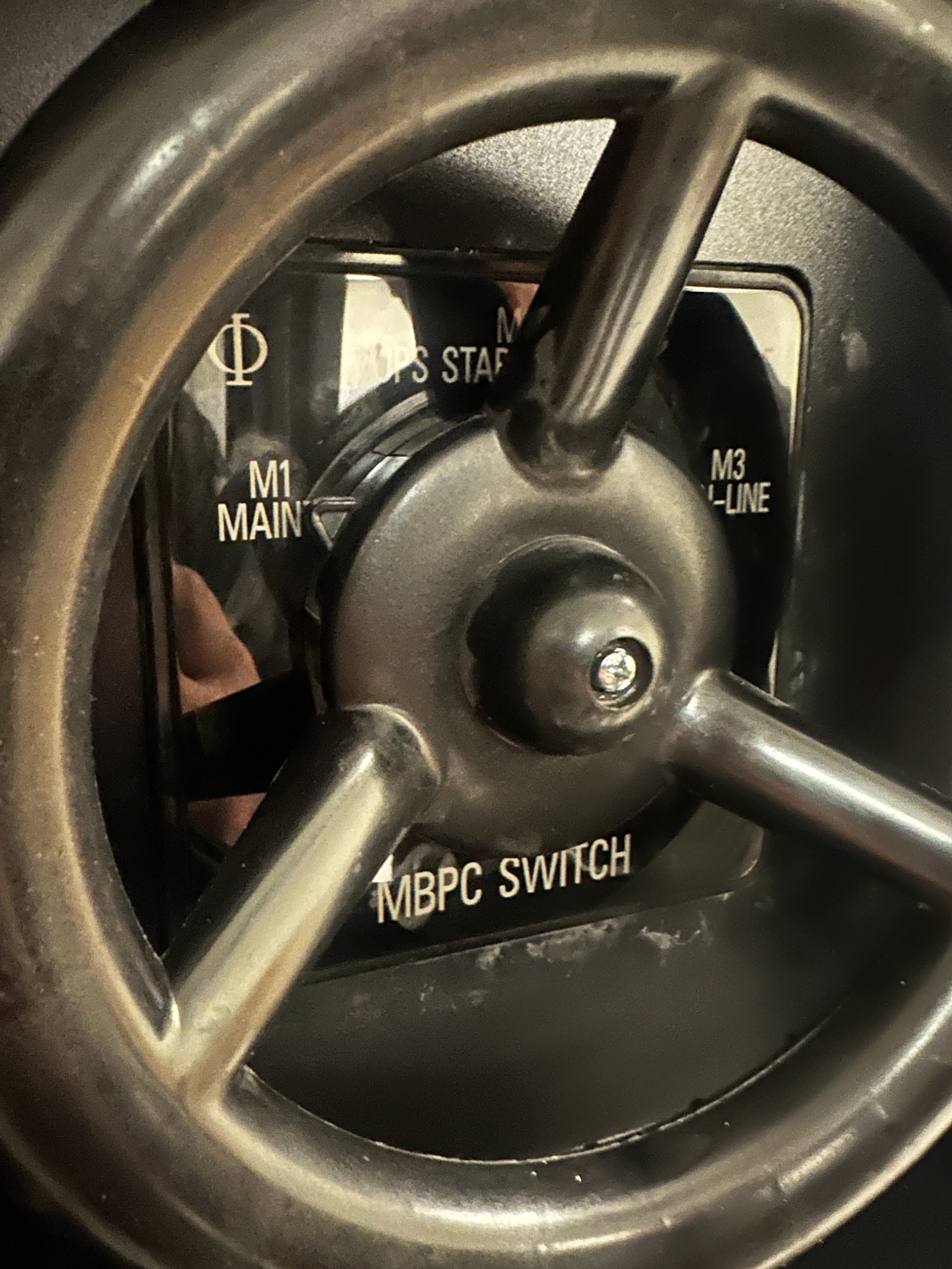 X-Switch maintenance bypass